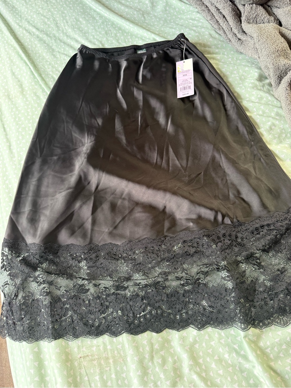 wild fable Black Lace-Hem Midi Slip Skirt